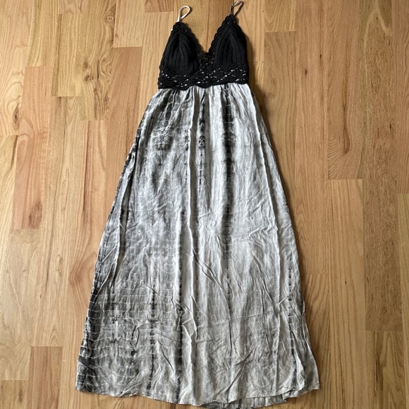 Xhilaration Black and Gray Maxi Dress - Picture 1 of 1